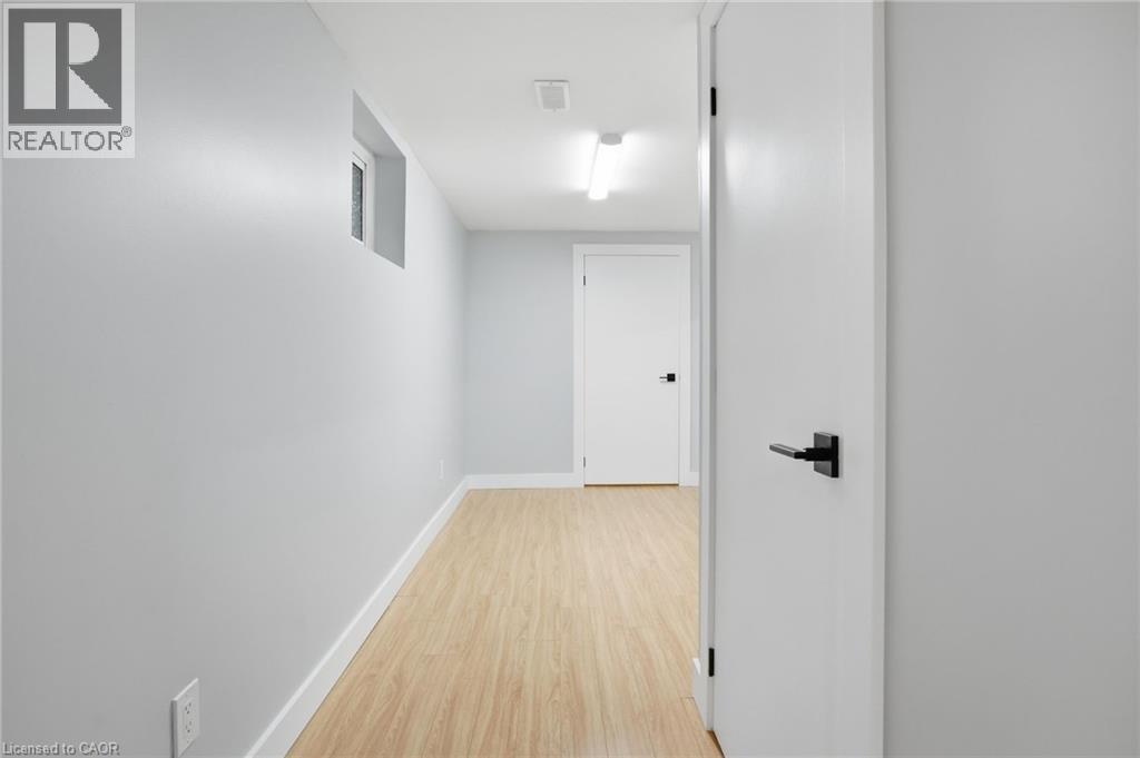 68 Delena Avenue, Hamilton, Ontario  L8H 6B7 - Photo 27 - 40811796