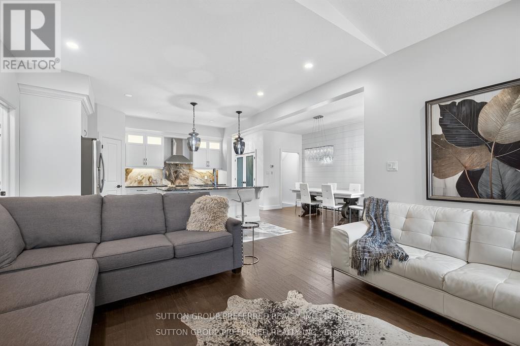 21 Armstrong Street, Strathroy-Caradoc, Ontario  N0L 1V0 - Photo 13 - X12878494