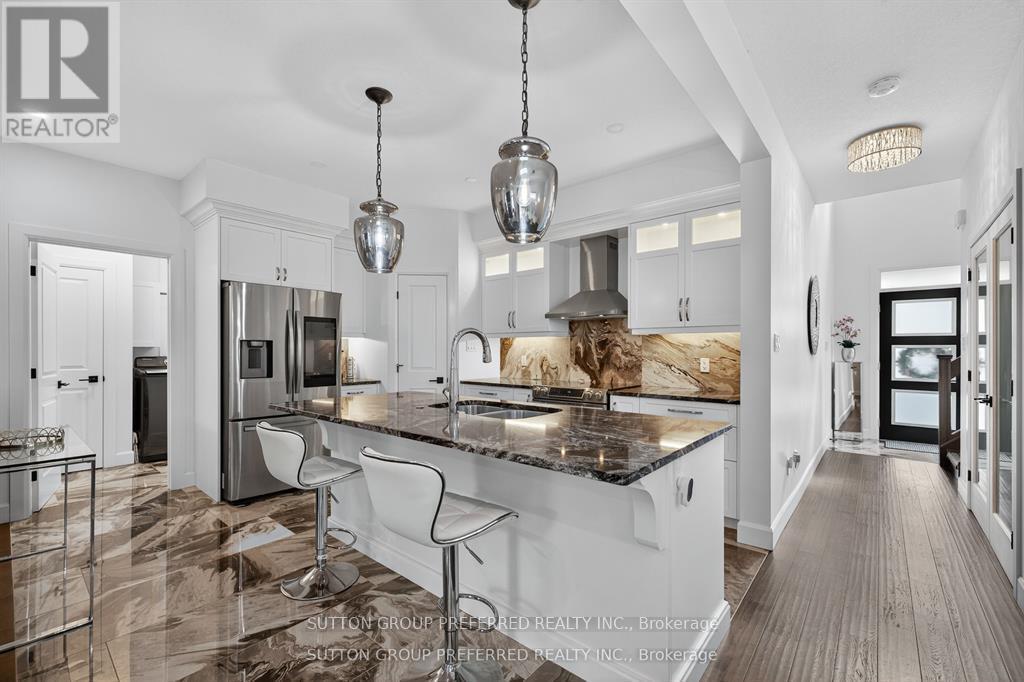 21 Armstrong Street, Strathroy-Caradoc, Ontario  N0L 1V0 - Photo 17 - X12878494