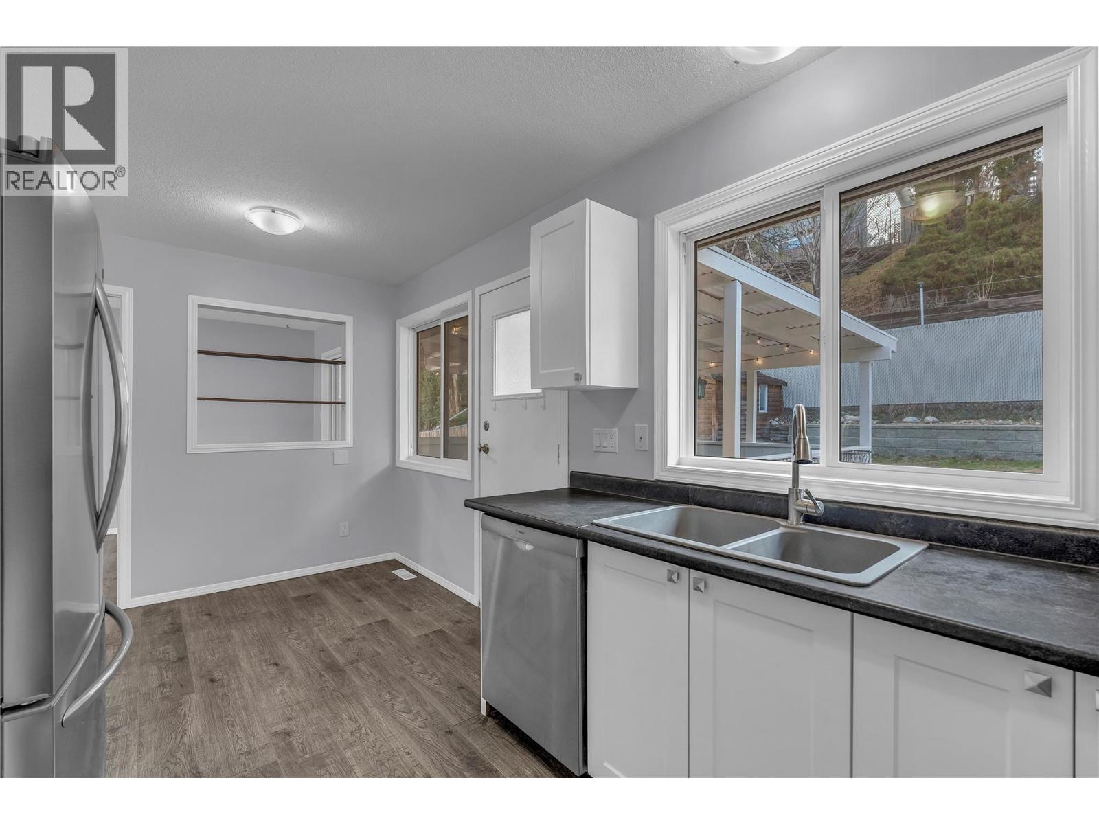 177 Cleland Drive, Penticton, British Columbia  V2A 7L9 - Photo 10 - 10379284