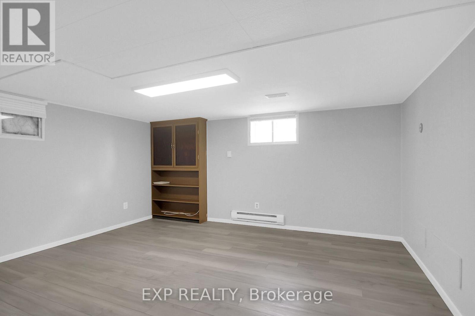 2247 Miramichi Street, Ottawa, Ontario  K2C 0Z1 - Photo 20 - X12878482