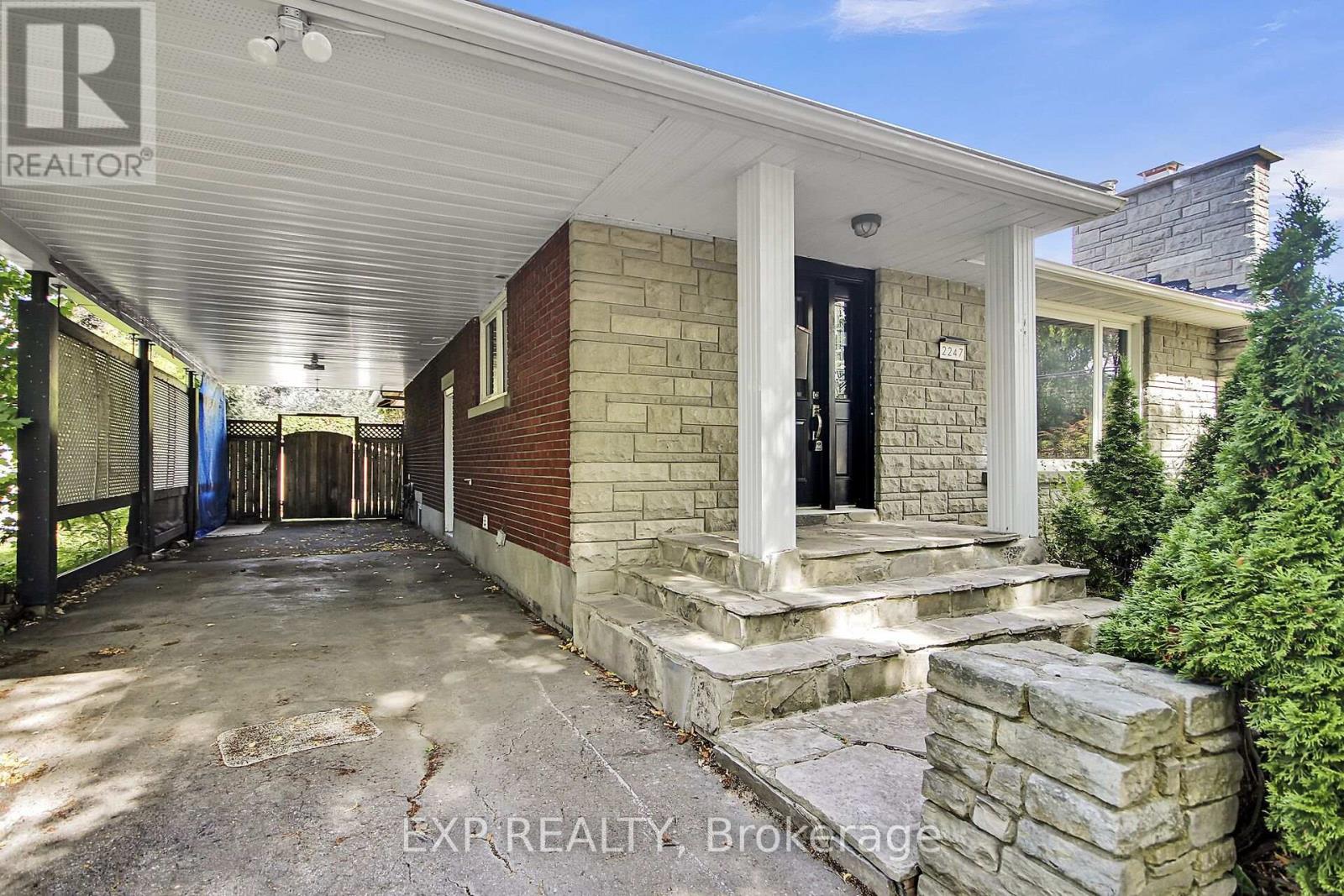 2247 Miramichi Street, Ottawa, Ontario  K2C 0Z1 - Photo 7 - X12878482