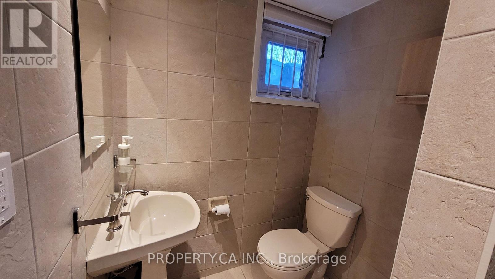 43 Edinburgh Drive, Toronto, Ontario  M3H 1B5 - Photo 13 - C12878474