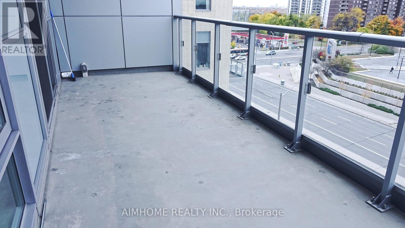 70 Forest Manor Road, Toronto, Ontario  M2J 0A9 - Photo 10 - C12878496