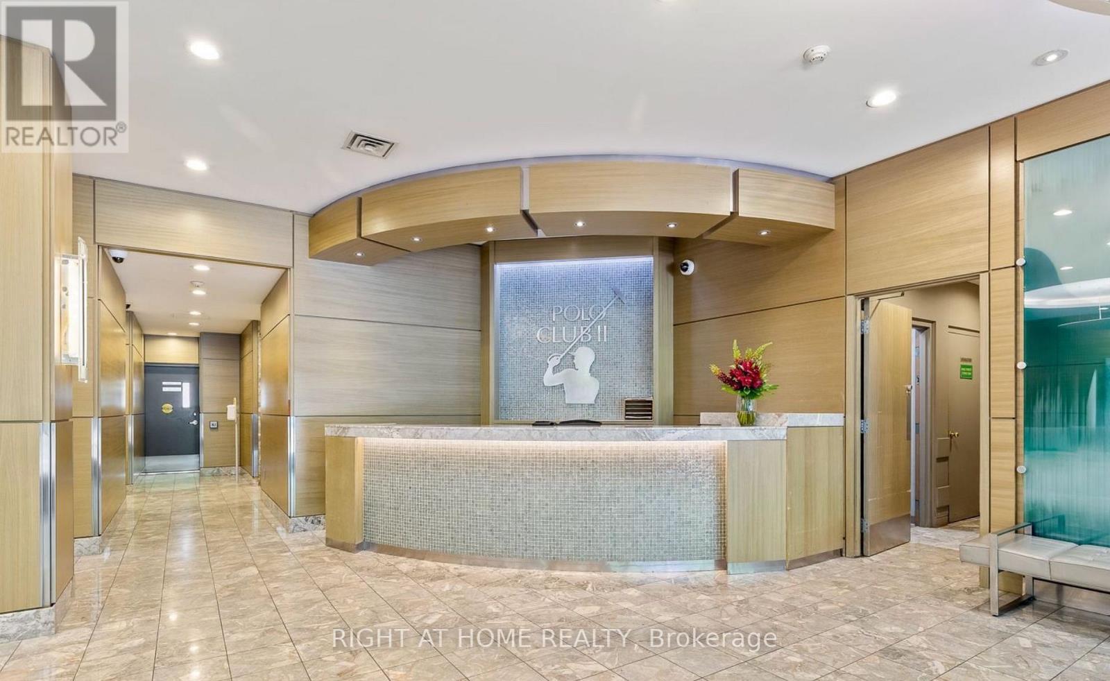 1609 - 44 St Joseph Street, Toronto, Ontario  M4Y 2W4 - Photo 3 - C12878502