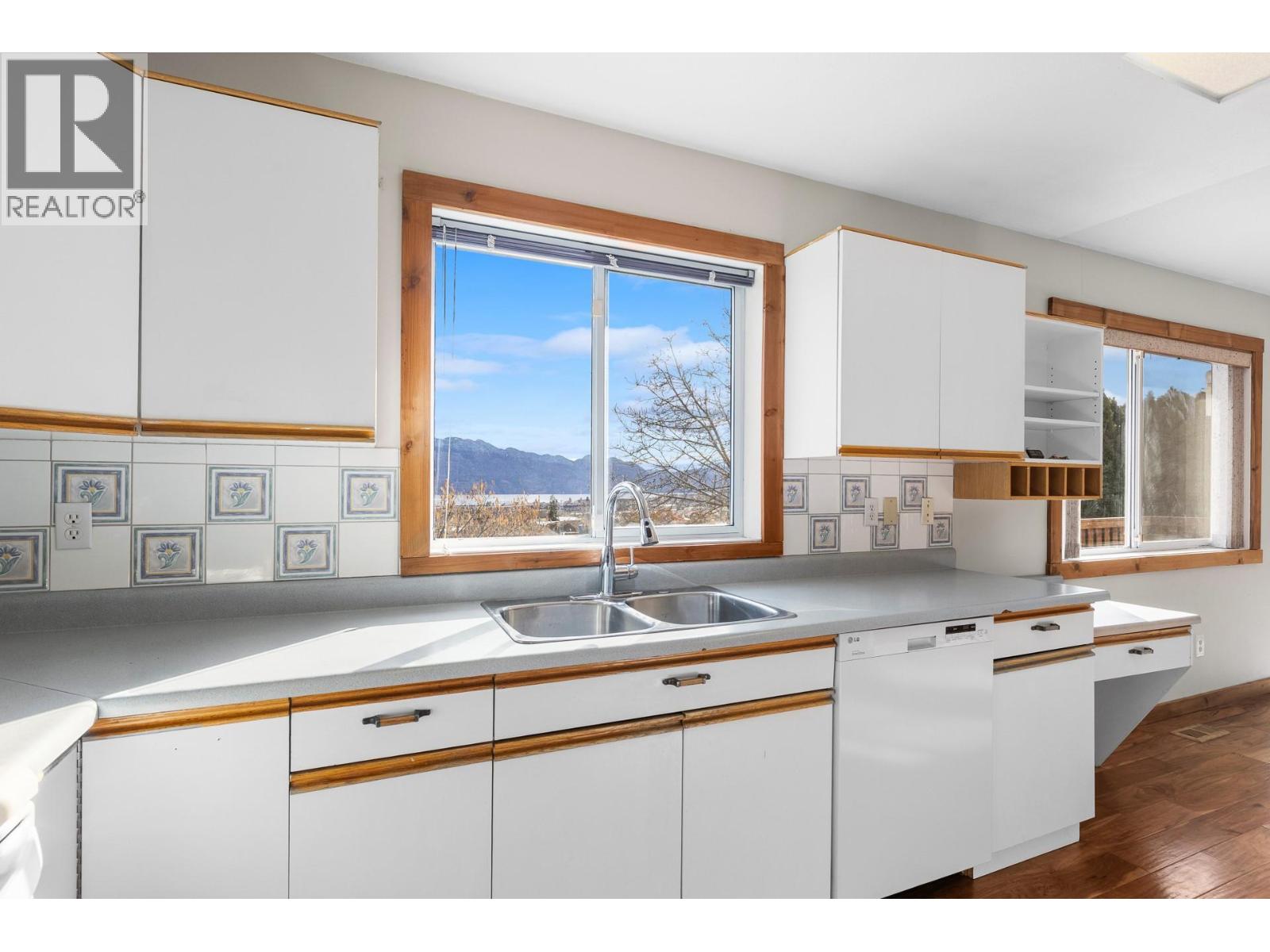 2125 Shamrock Drive, West Kelowna, British Columbia  V4T 1T9 - Photo 9 - 10378742