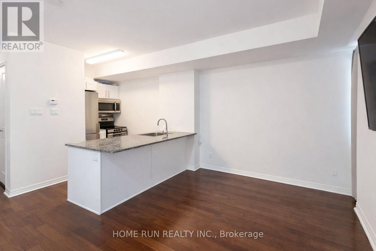 1808 - 195 Besserer Street, Ottawa, Ontario  K1N 0B6 - Photo 4 - X12850078