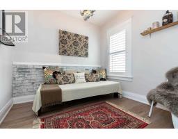 639 MORTIMER AVENUE, Toronto, Ontario