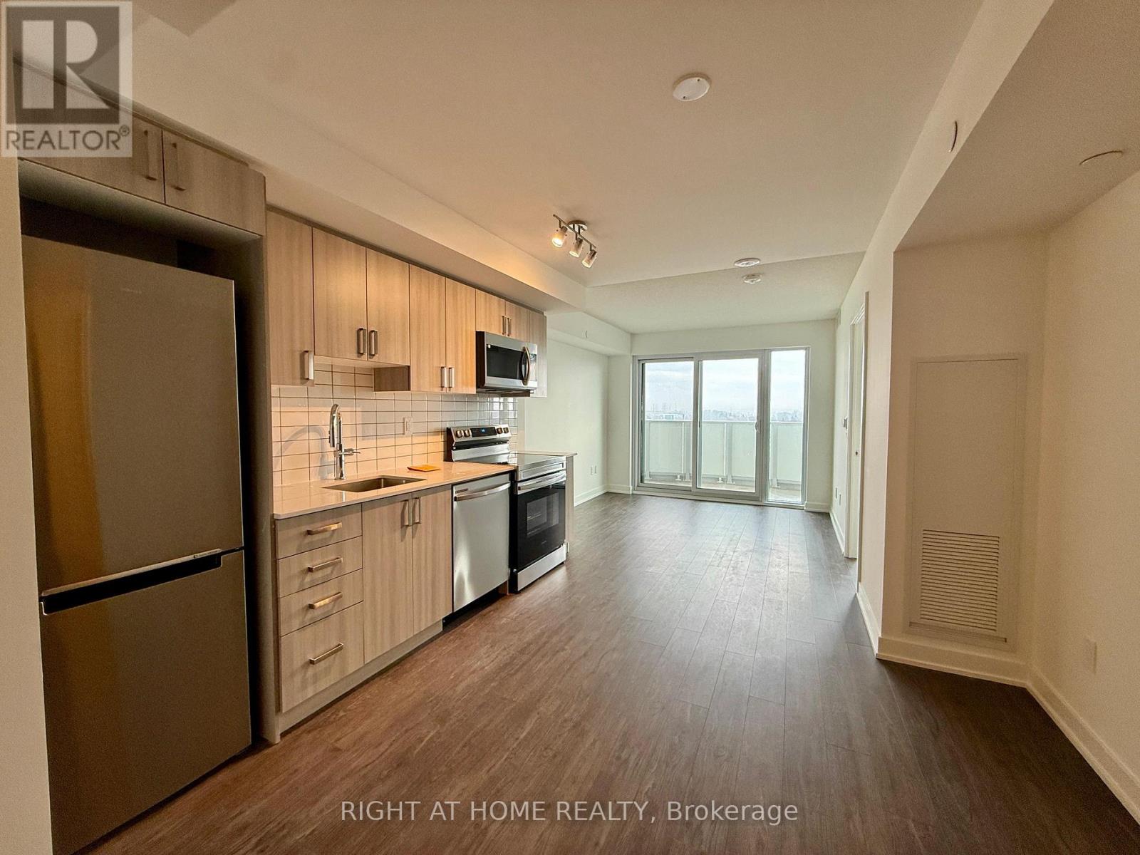 807 - 1010 Sandy Beach Rd Road, Pickering, Ontario  L1W 0C7 - Photo 10 - E12878454