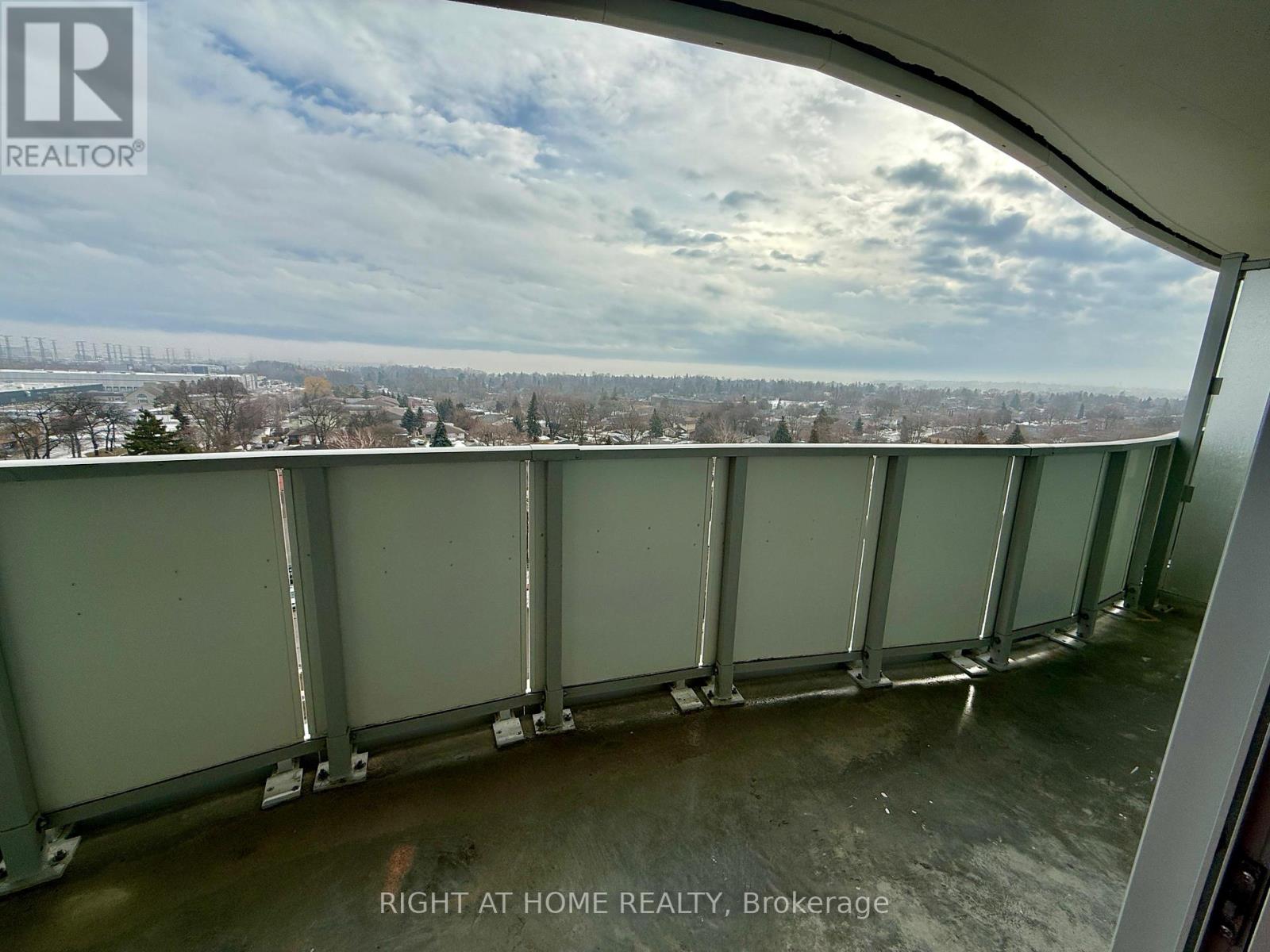 807 - 1010 Sandy Beach Rd Road, Pickering, Ontario  L1W 0C7 - Photo 13 - E12878454