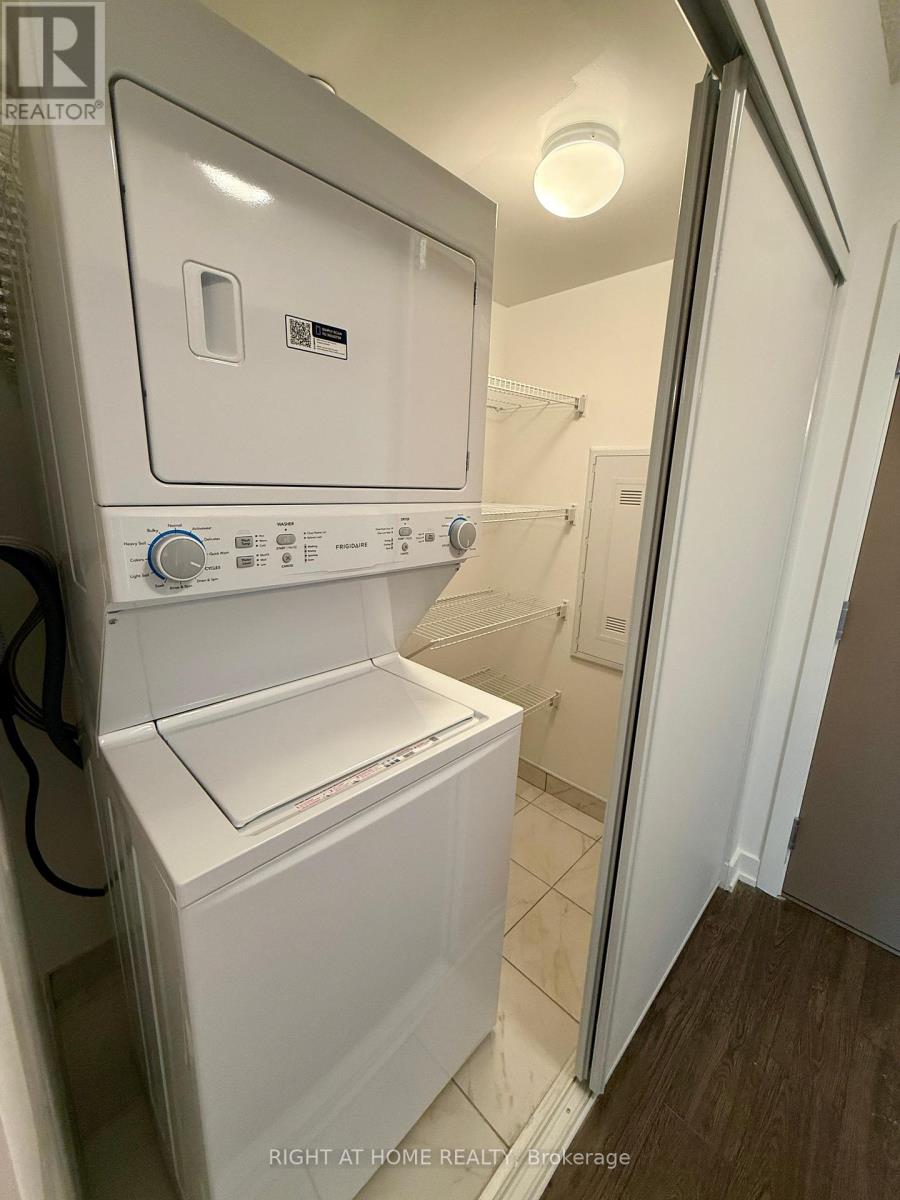 807 - 1010 Sandy Beach Rd Road, Pickering, Ontario  L1W 0C7 - Photo 22 - E12878454