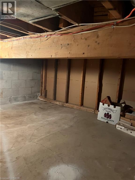 9 Ambrose Avenue, Hamilton, Ontario  L8K 5N8 - Photo 28 - 40810477