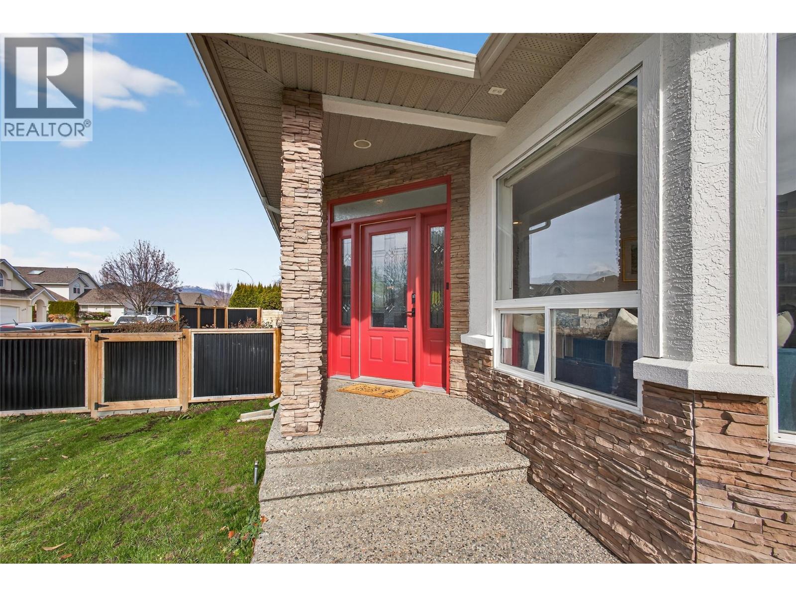 3595 Windermere Road, Kelowna, British Columbia  V1W 3Y4 - Photo 3 - 10377678