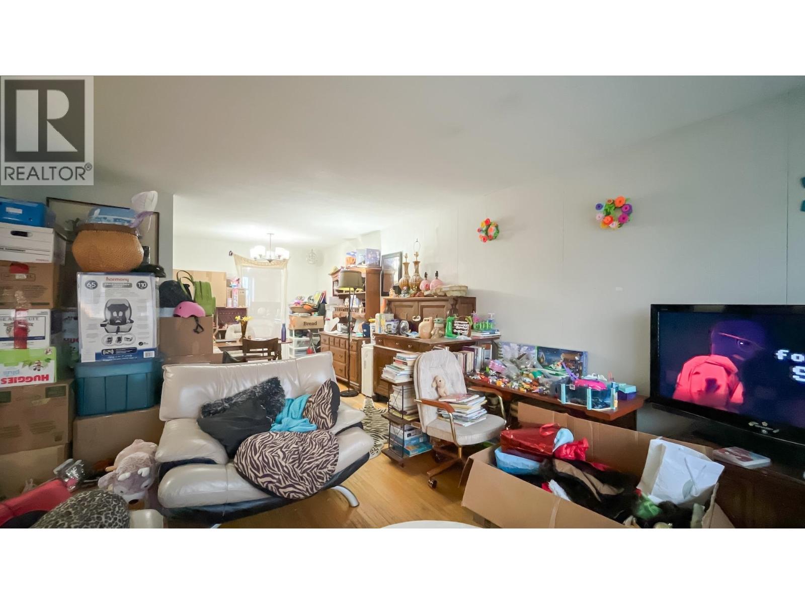 6609-6611 Lakeview Avenue, Burnaby, British Columbia  V5E 2P6 - Photo 8 - R3098764