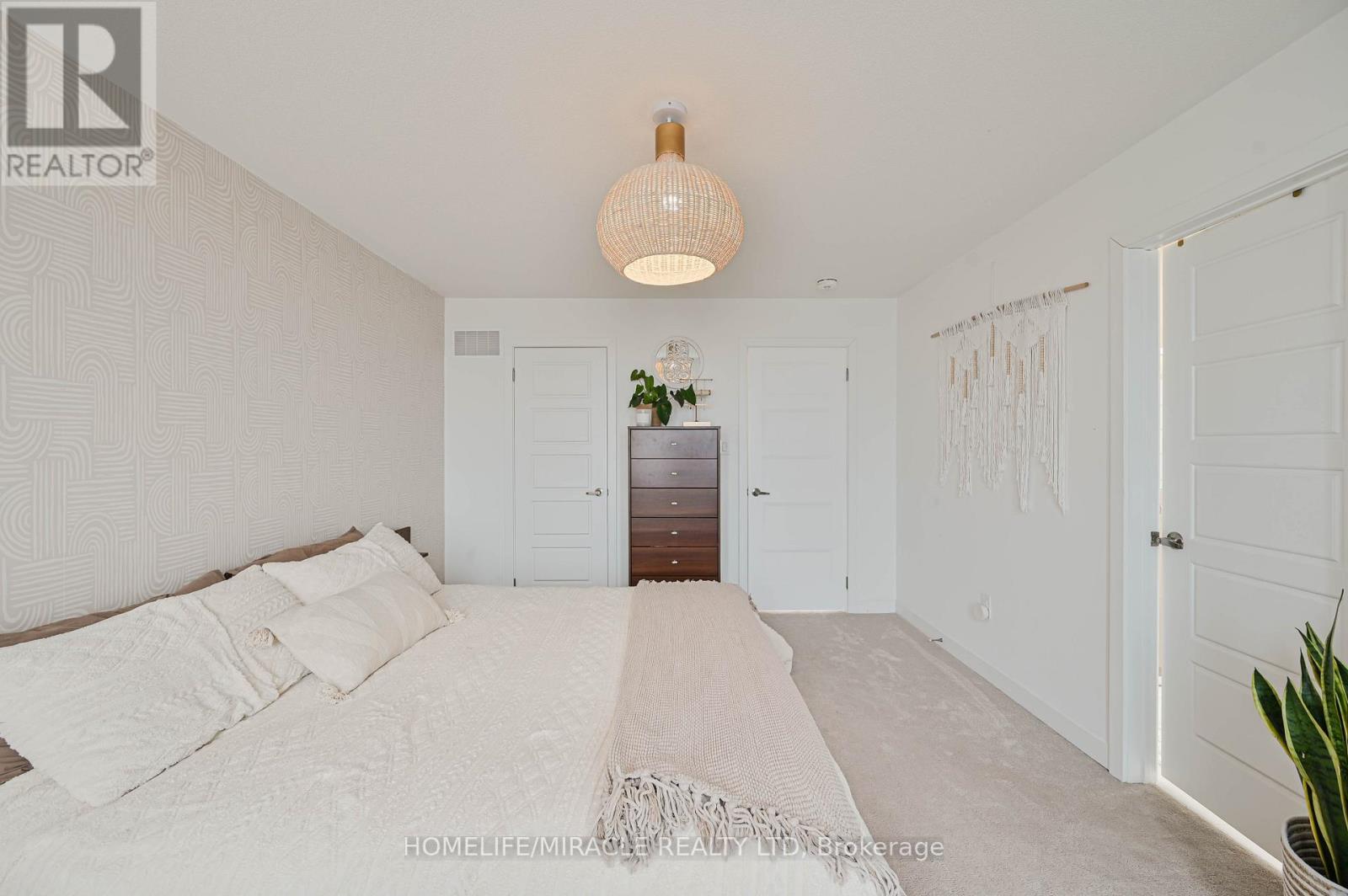 17 Selfridge Way, Whitby, Ontario  L1N 0N9 - Photo 49 - E12878252