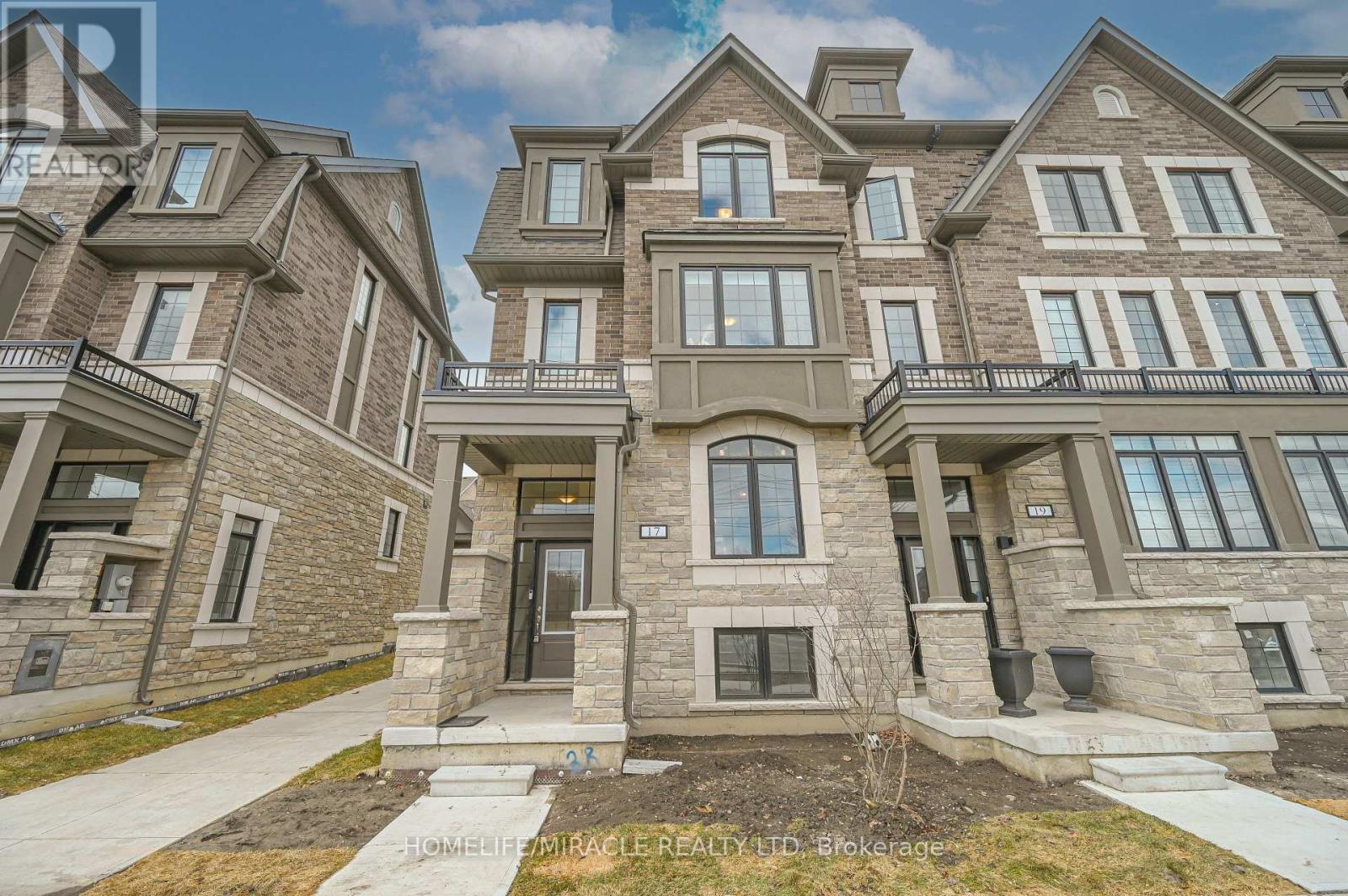 17 Selfridge Way, Whitby, Ontario  L1N 0N9 - Photo 46 - E12878252