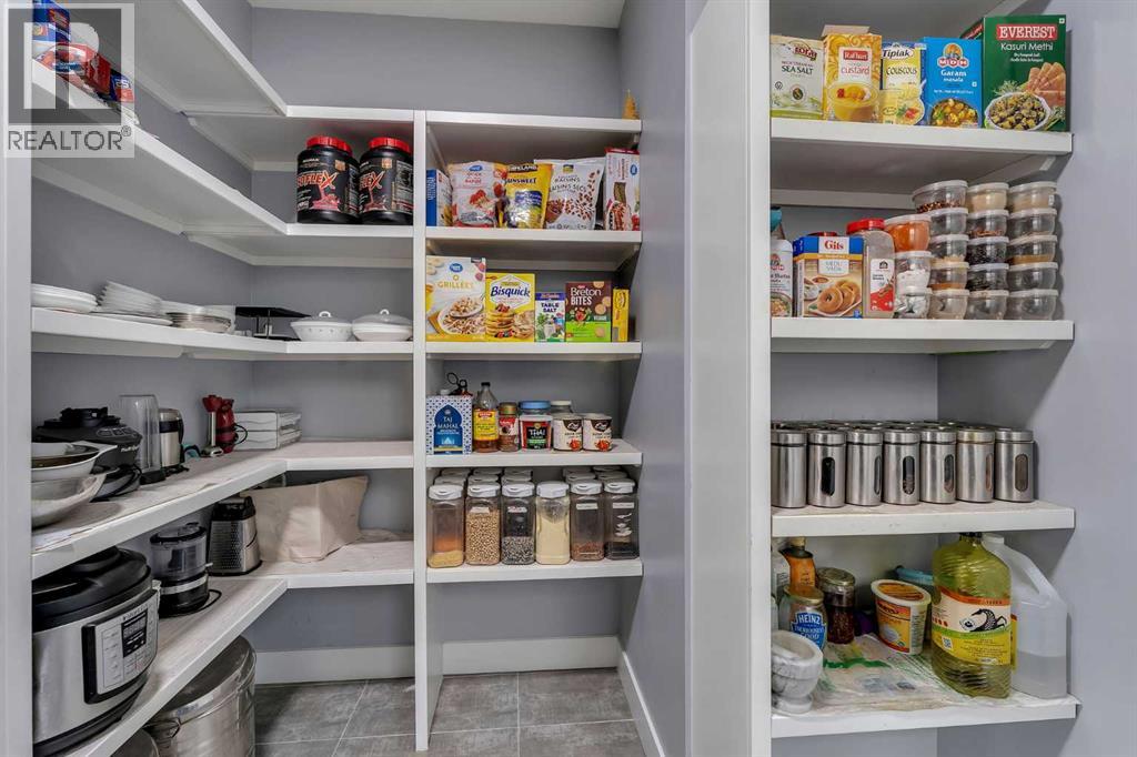 7 Waterford Heights, Chestermere, Alberta  T1X 2M7 - Photo 17 - A2291295