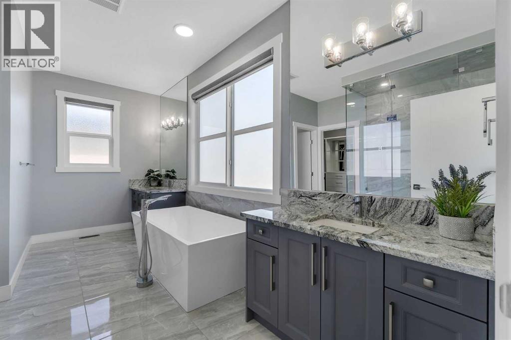 7 Waterford Heights, Chestermere, Alberta  T1X 2M7 - Photo 23 - A2291295