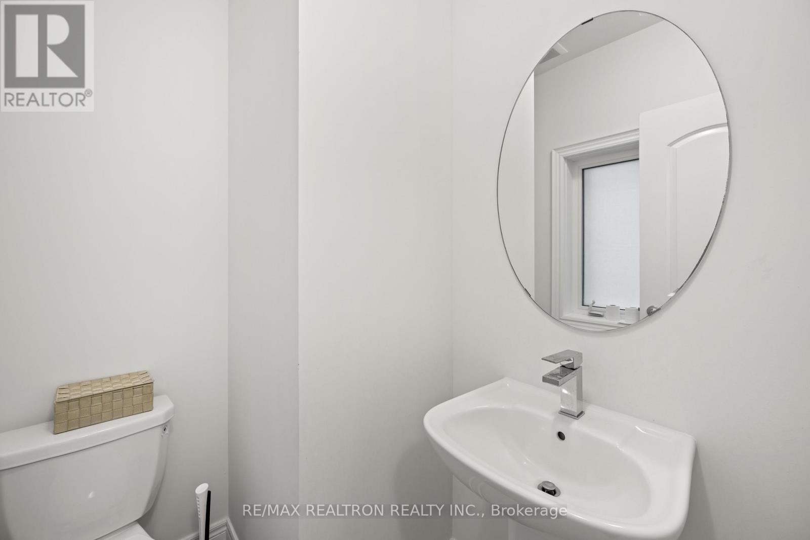 10 Neilly Terrace, Bradford West Gwillimbury, Ontario  L3Z 4K9 - Photo 24 - N12878426