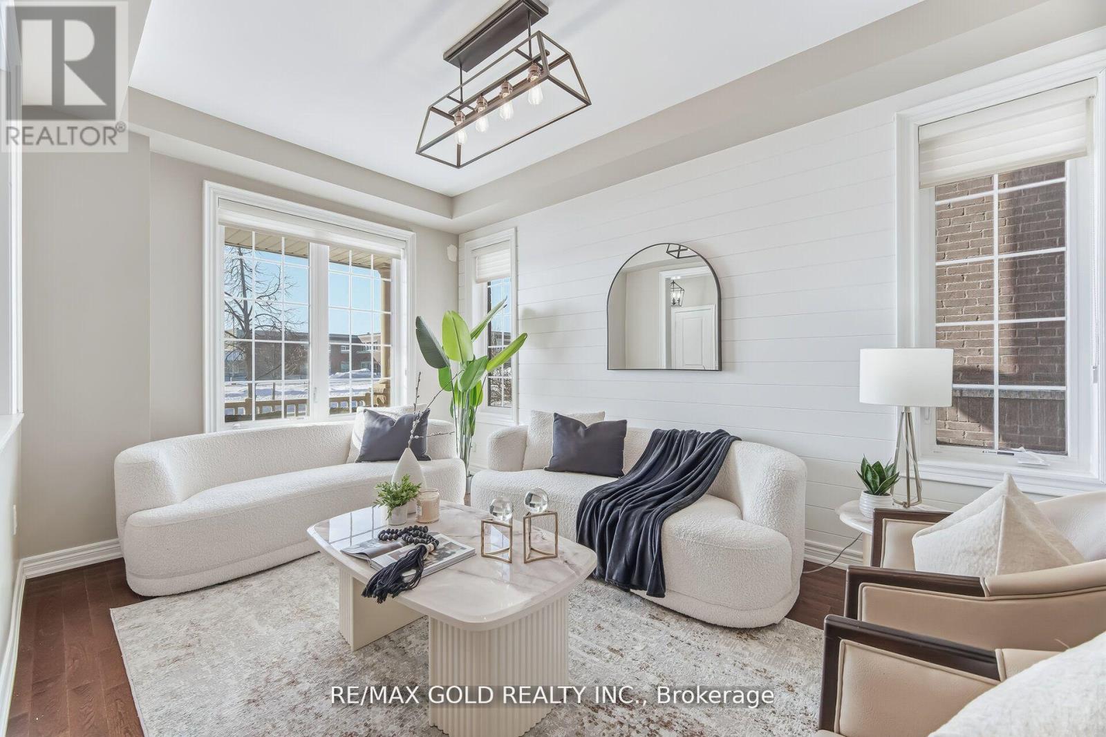 201 Barons Street, Vaughan, Ontario  L4H 3Y8 - Photo 13 - N12878458