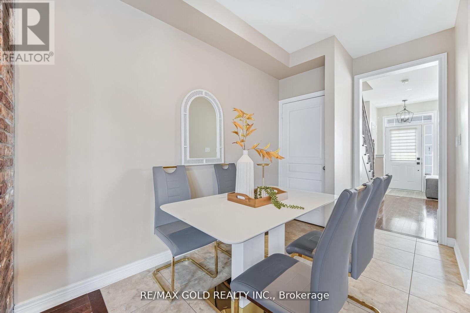 201 Barons Street, Vaughan, Ontario  L4H 3Y8 - Photo 17 - N12878458