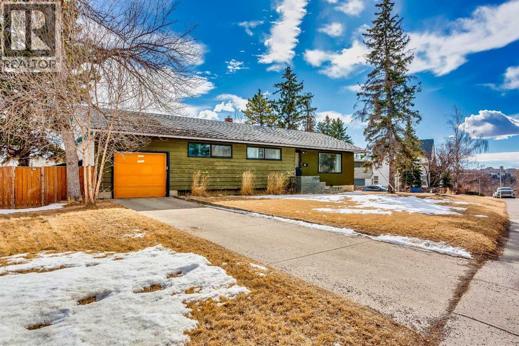 2940 Toronto Crescent Nw, Calgary, Alberta  T2N 3W5 - Photo 6 - A2293042