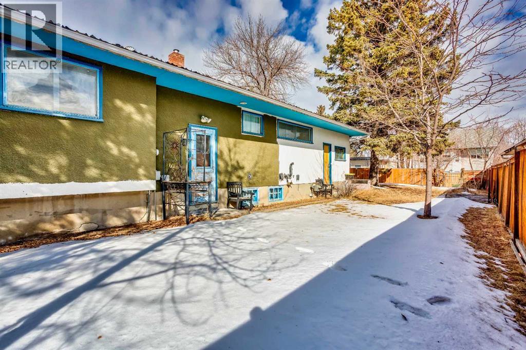 2940 Toronto Crescent Nw, Calgary, Alberta  T2N 3W5 - Photo 9 - A2293042