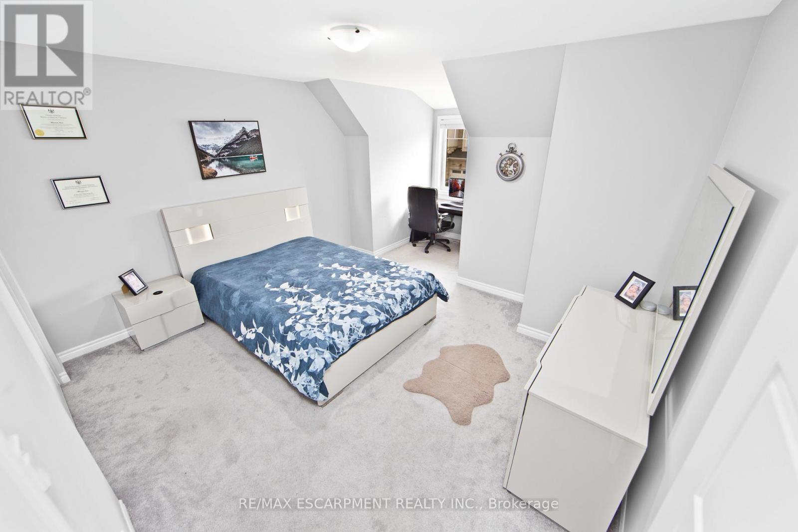 307 Hinton Terrace, Milton, Ontario  L9E 1C8 - Photo 21 - W12878412