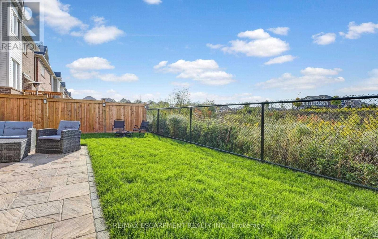 307 Hinton Terrace, Milton, Ontario  L9E 1C8 - Photo 31 - W12878412