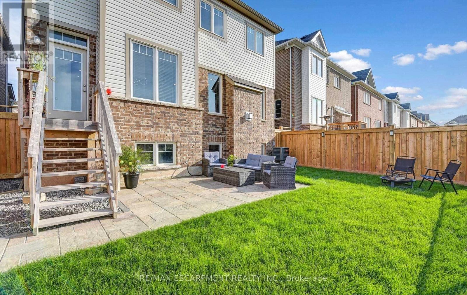 307 Hinton Terrace, Milton, Ontario  L9E 1C8 - Photo 32 - W12878412