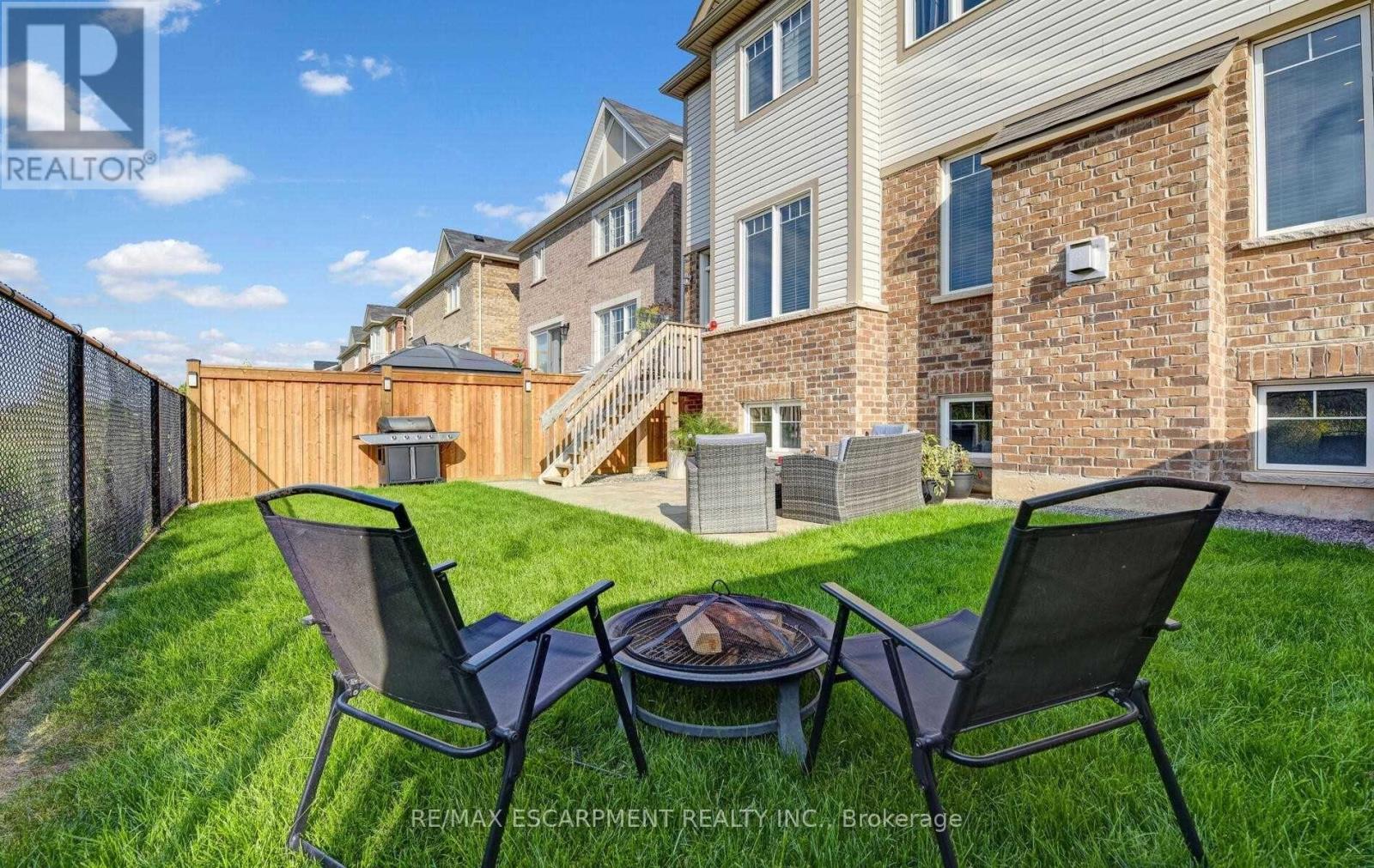 307 Hinton Terrace, Milton, Ontario  L9E 1C8 - Photo 35 - W12878412