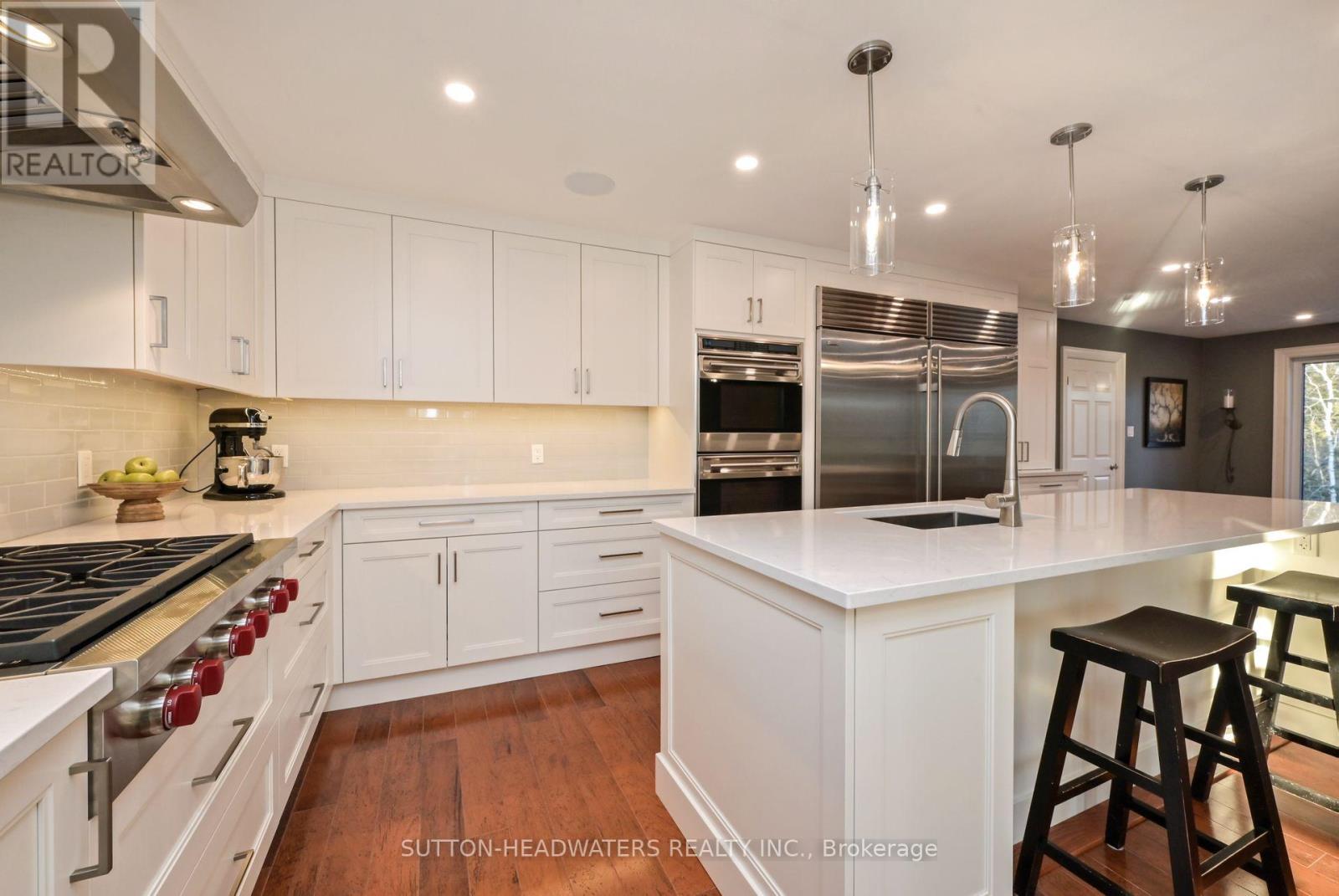 30 Cedar Drive, Caledon, Ontario  L7K 1H6 - Photo 17 - W12878420