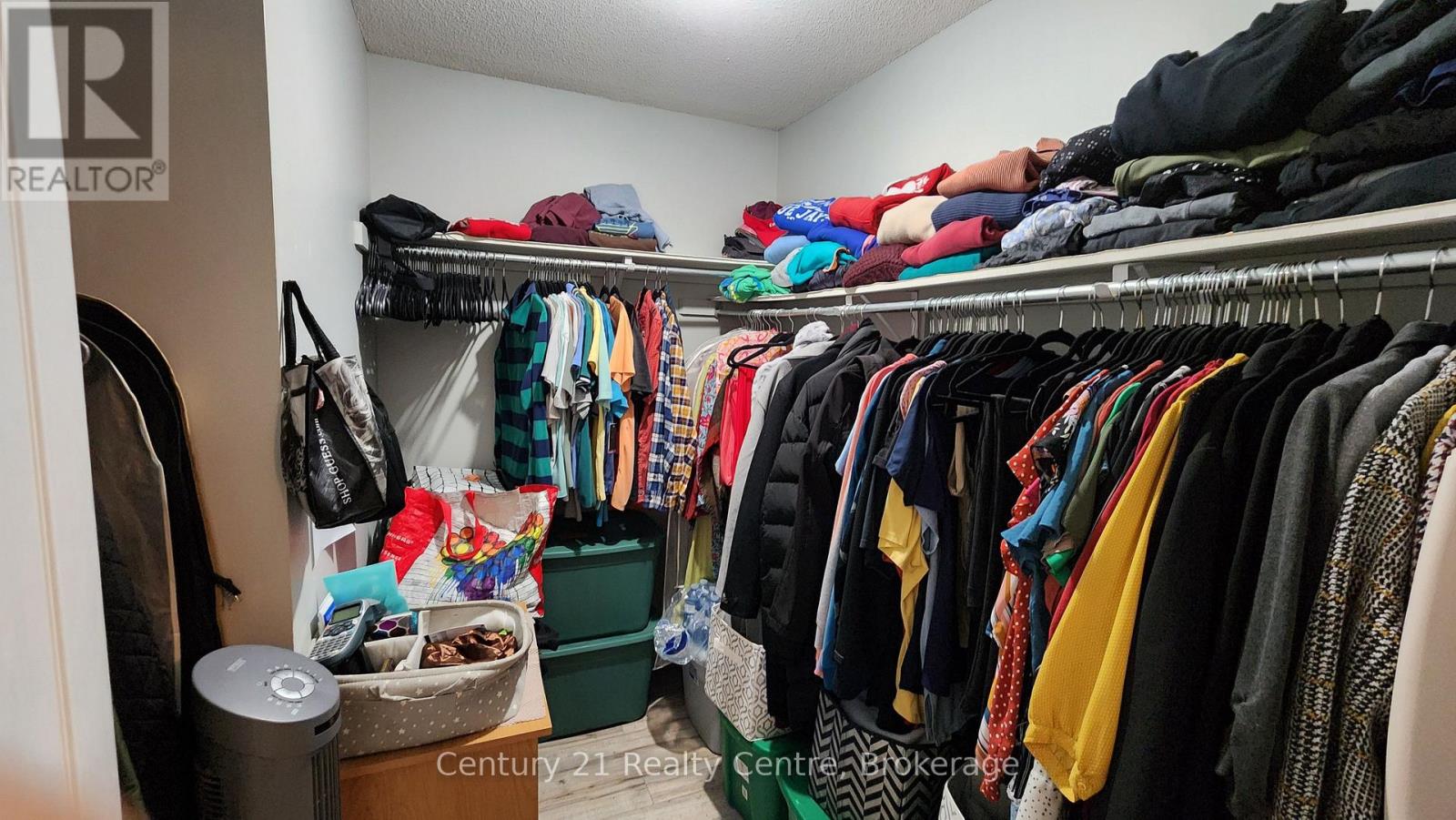 17 Vermont Road, Brampton (Fletcher's Meadow), Ontario  L7A 3G3 - Photo 18 - W12878440