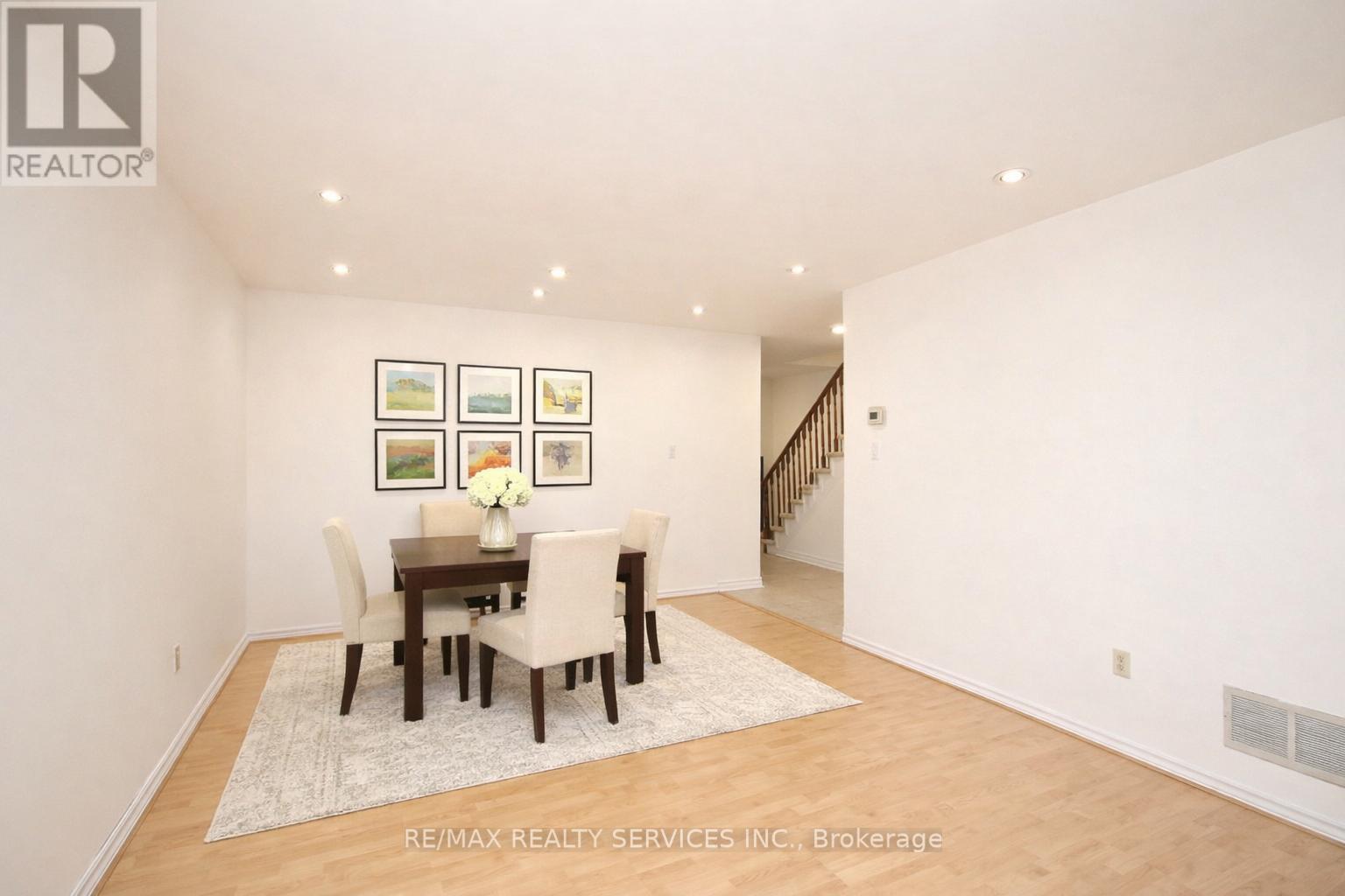 11 - 35 Ceremonial Drive, Mississauga, Ontario  L5R 3G6 - Photo 5 - W12878442