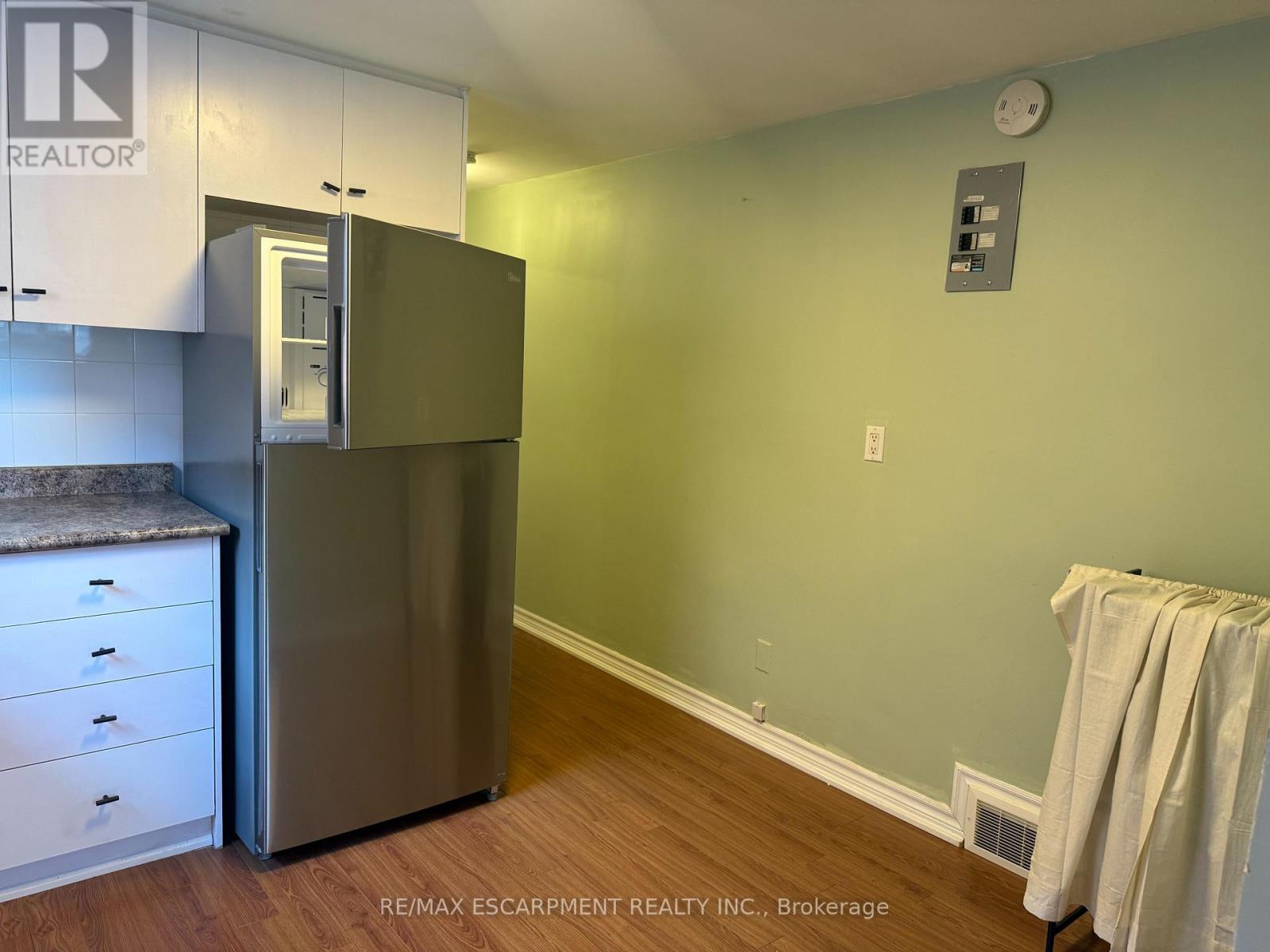 1 - 122 Portland Street, Toronto, Ontario  M8Y 1B2 - Photo 7 - W12878478