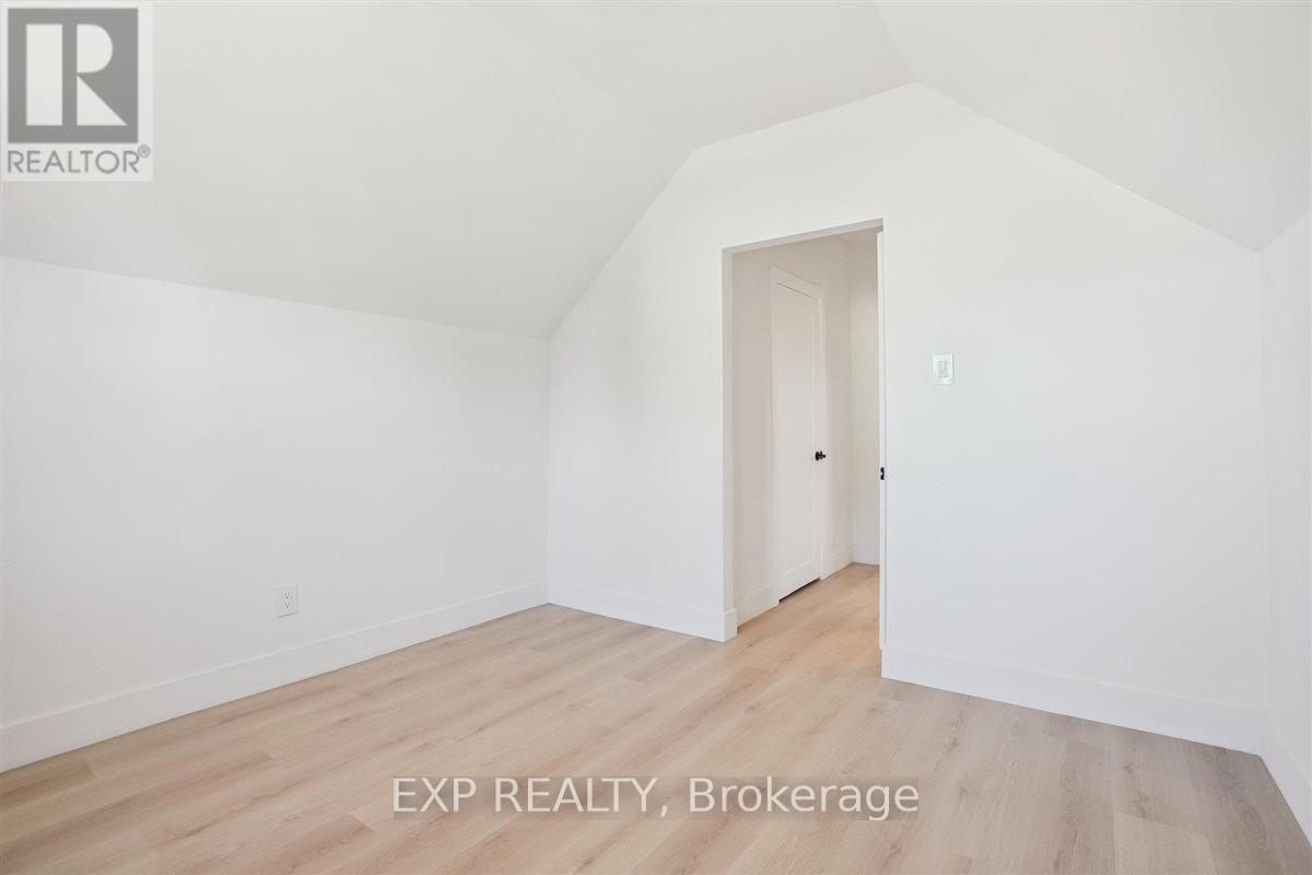 41 Cameron Avenue S, Hamilton, Ontario  L8K 2X1 - Photo 13 - X12878424