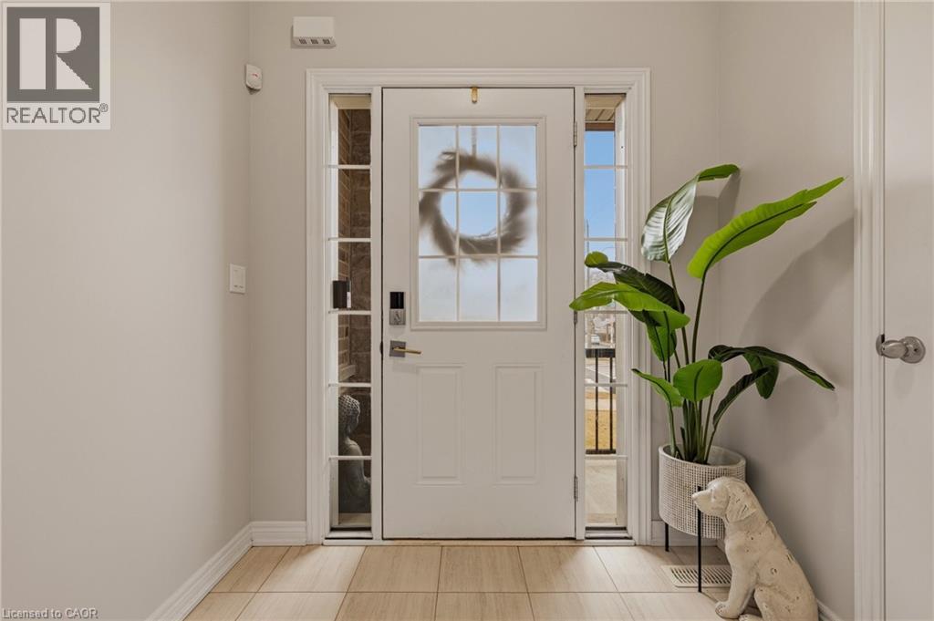 78 Starling Drive, Hamilton, Ontario  L9A 2P5 - Photo 2 - 40811957