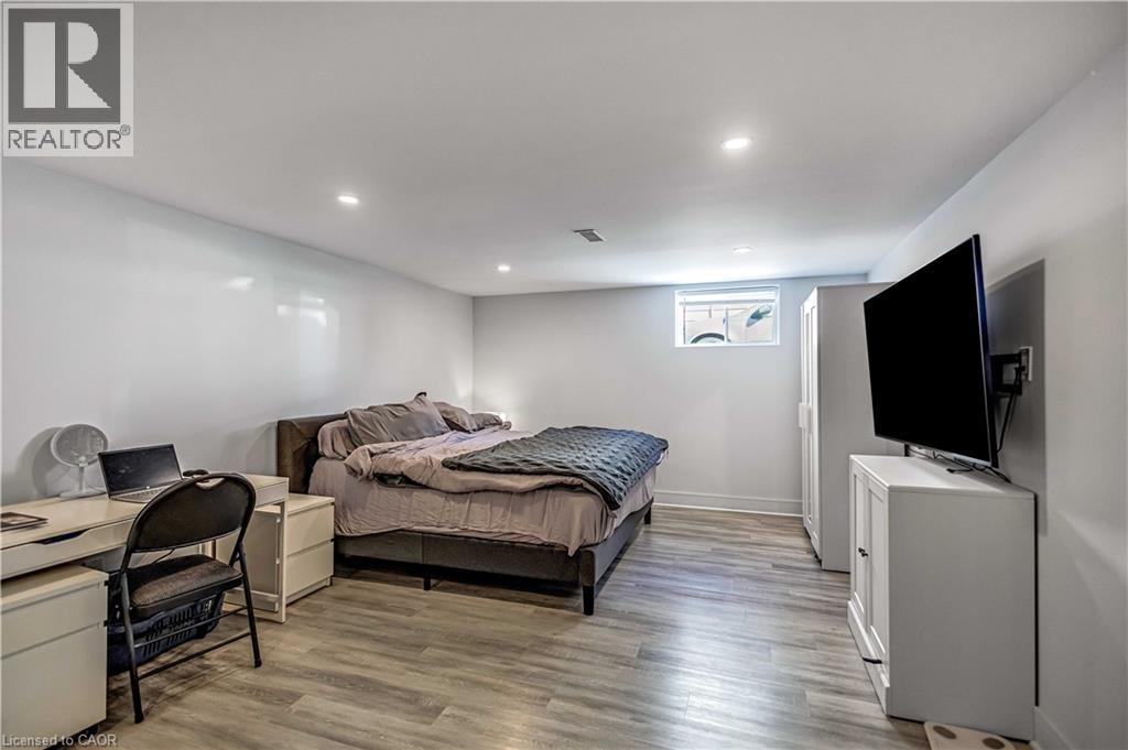 146 West 25th Street, Hamilton, Ontario  L9C 4X5 - Photo 28 - 40811649