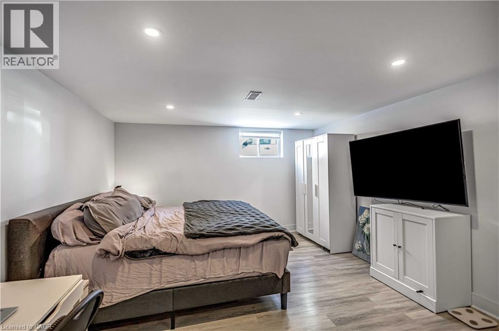 146 West 25th Street, Hamilton, Ontario  L9C 4X5 - Photo 29 - 40811649