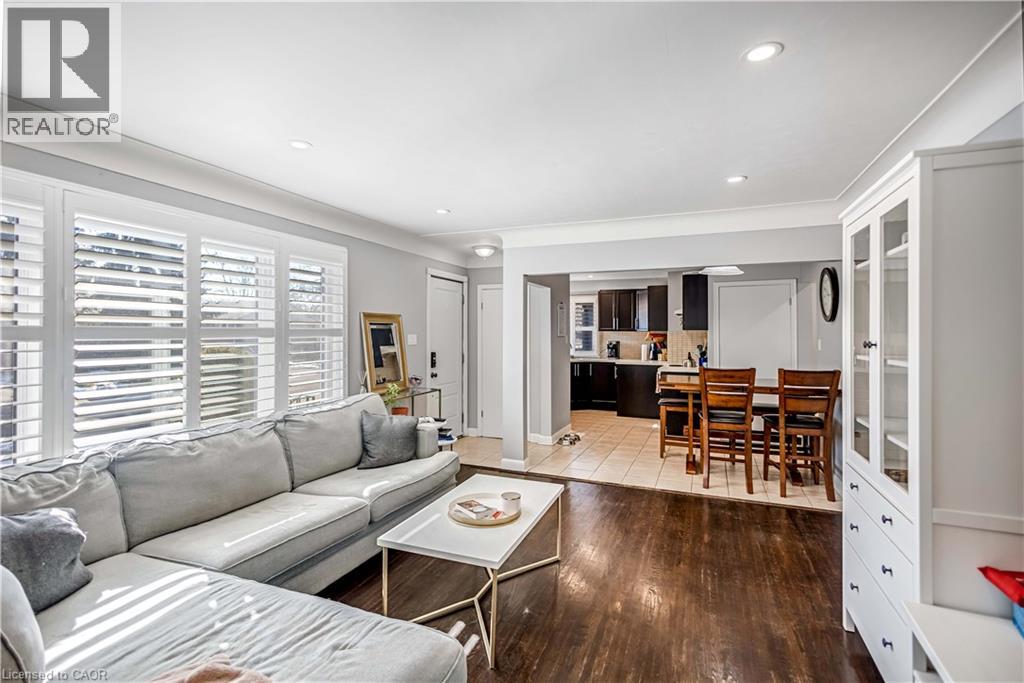 146 West 25th Street, Hamilton, Ontario  L9C 4X5 - Photo 7 - 40811649