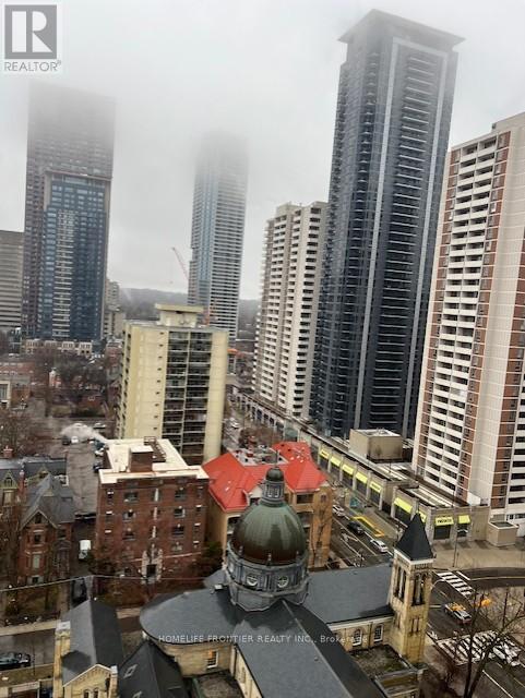 1510 - 500 Sherbourne Street, Toronto (North St. James Town), Ontario  M4X 1L1 - Photo 9 - C12864236