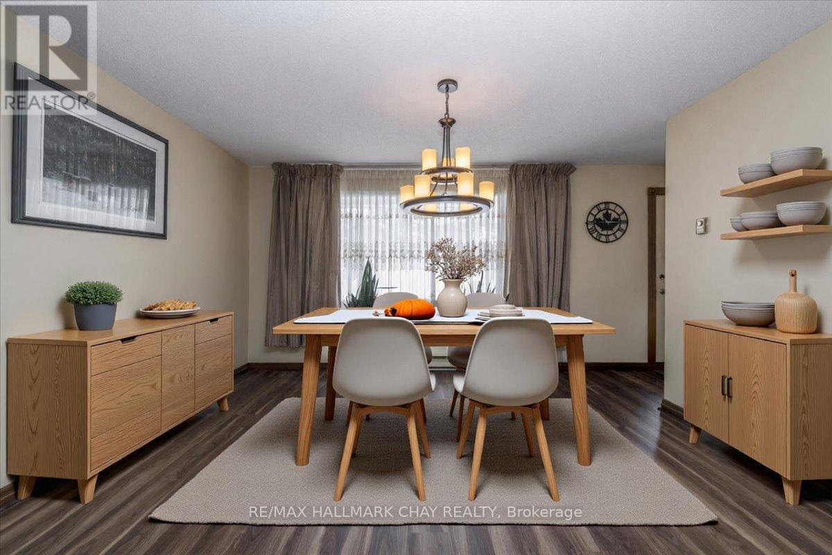 3214 Cove Avenue, Innisfil, Ontario  L9S 2K7 - Photo 4 - N12823980