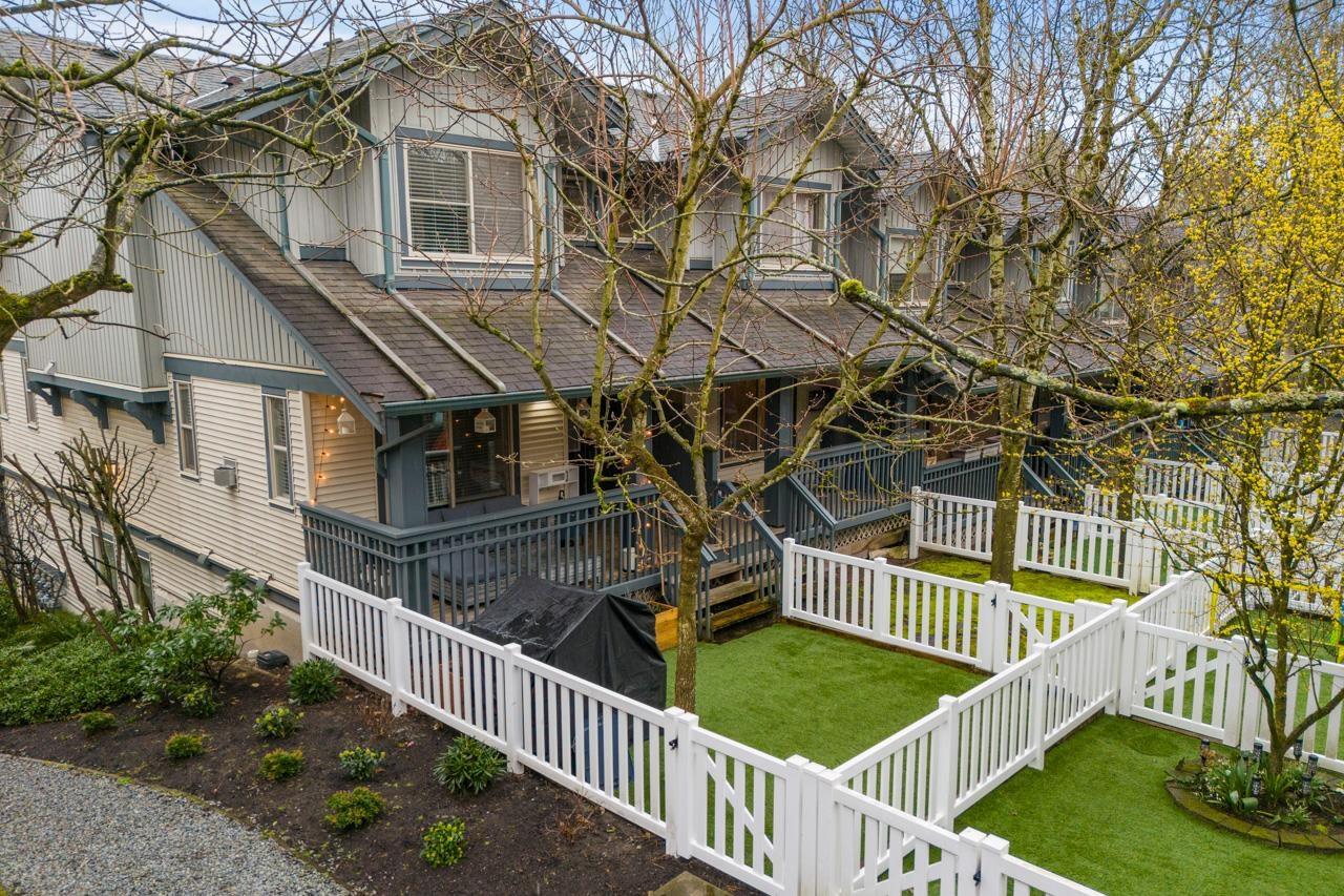 60 19250 65 AVENUE, Surrey, British Columbia