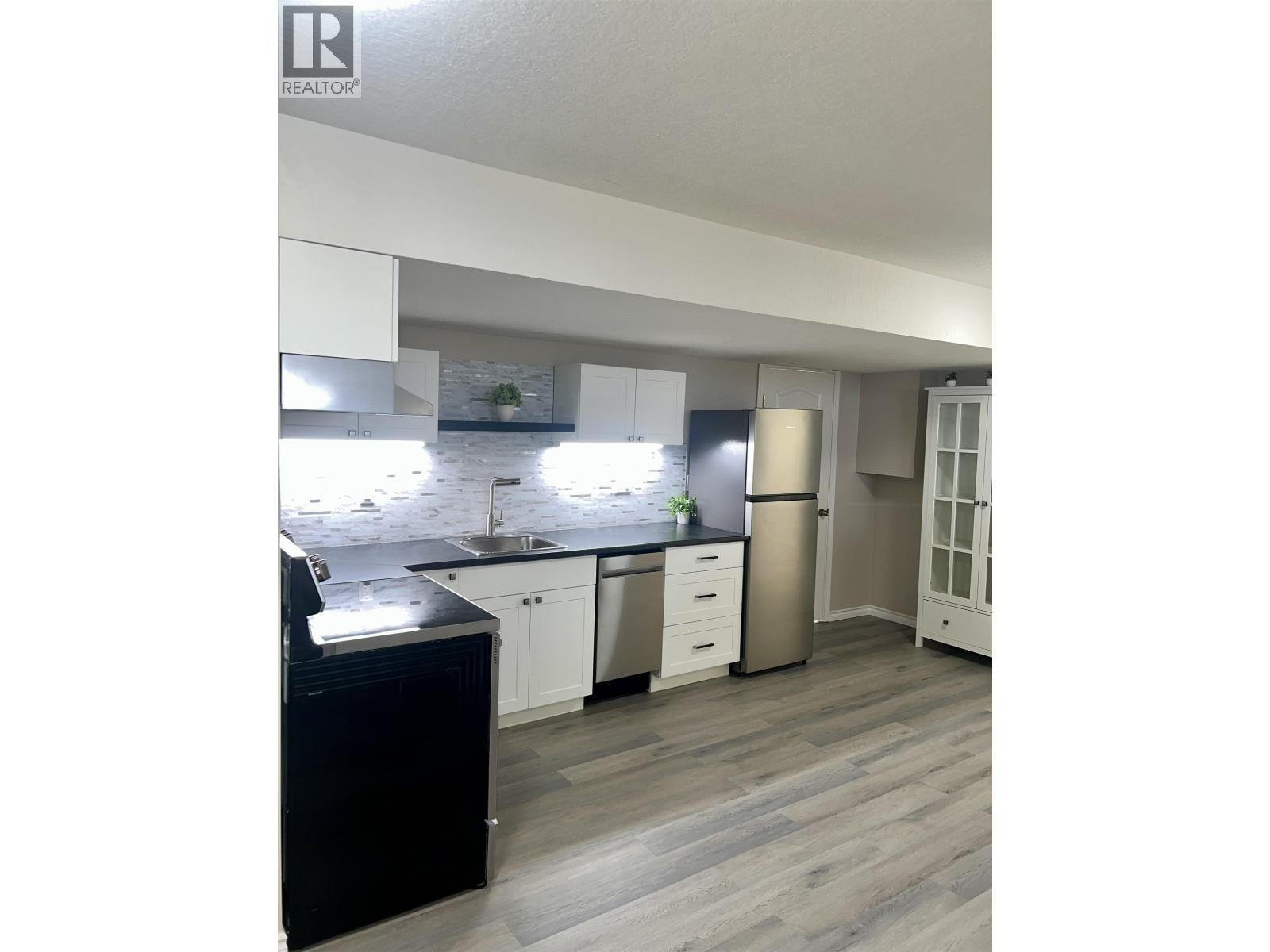 6879 Westmount Drive, Prince George, British Columbia  V2N 6R5 - Photo 30 - R3099440