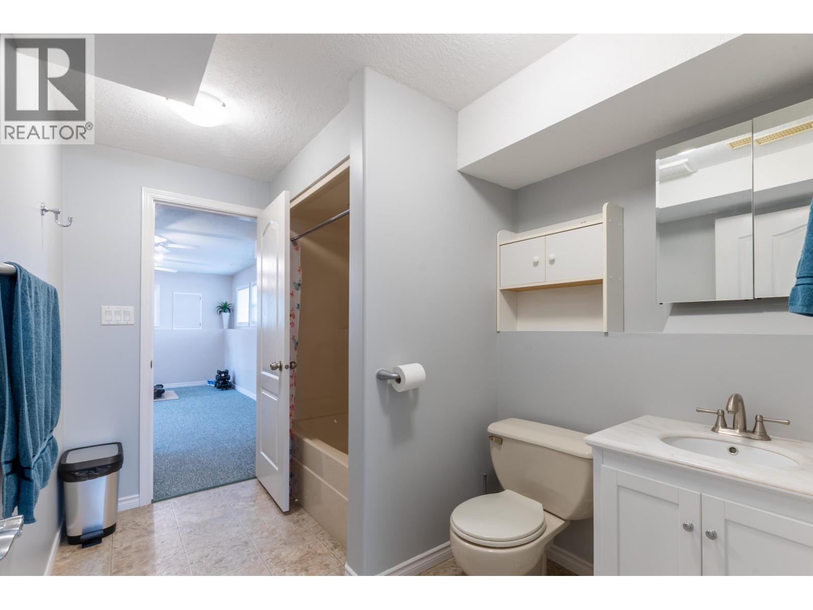 6879 Westmount Drive, Prince George, British Columbia  V2N 6R5 - Photo 34 - R3099440