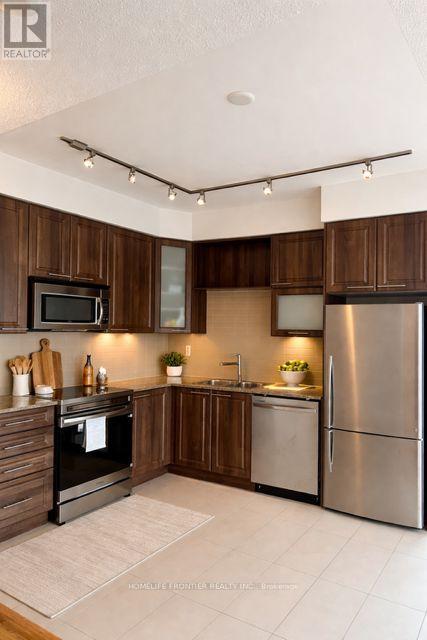 1510 - 500 Sherbourne Street, Toronto (North St. James Town), Ontario  M4X 1L1 - Photo 12 - C12864236