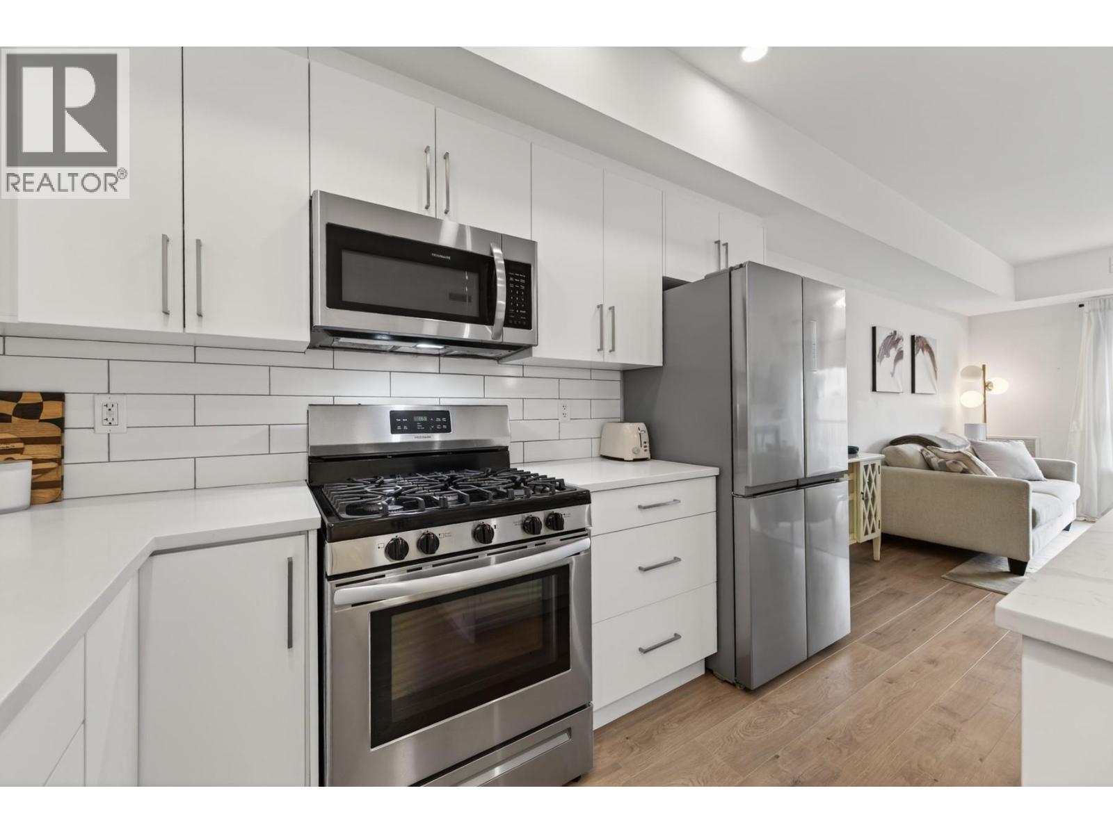 2046 Robson Place Unit# 201, Kamloops, British Columbia  V2E 0A5 - Photo 5 - 10379173