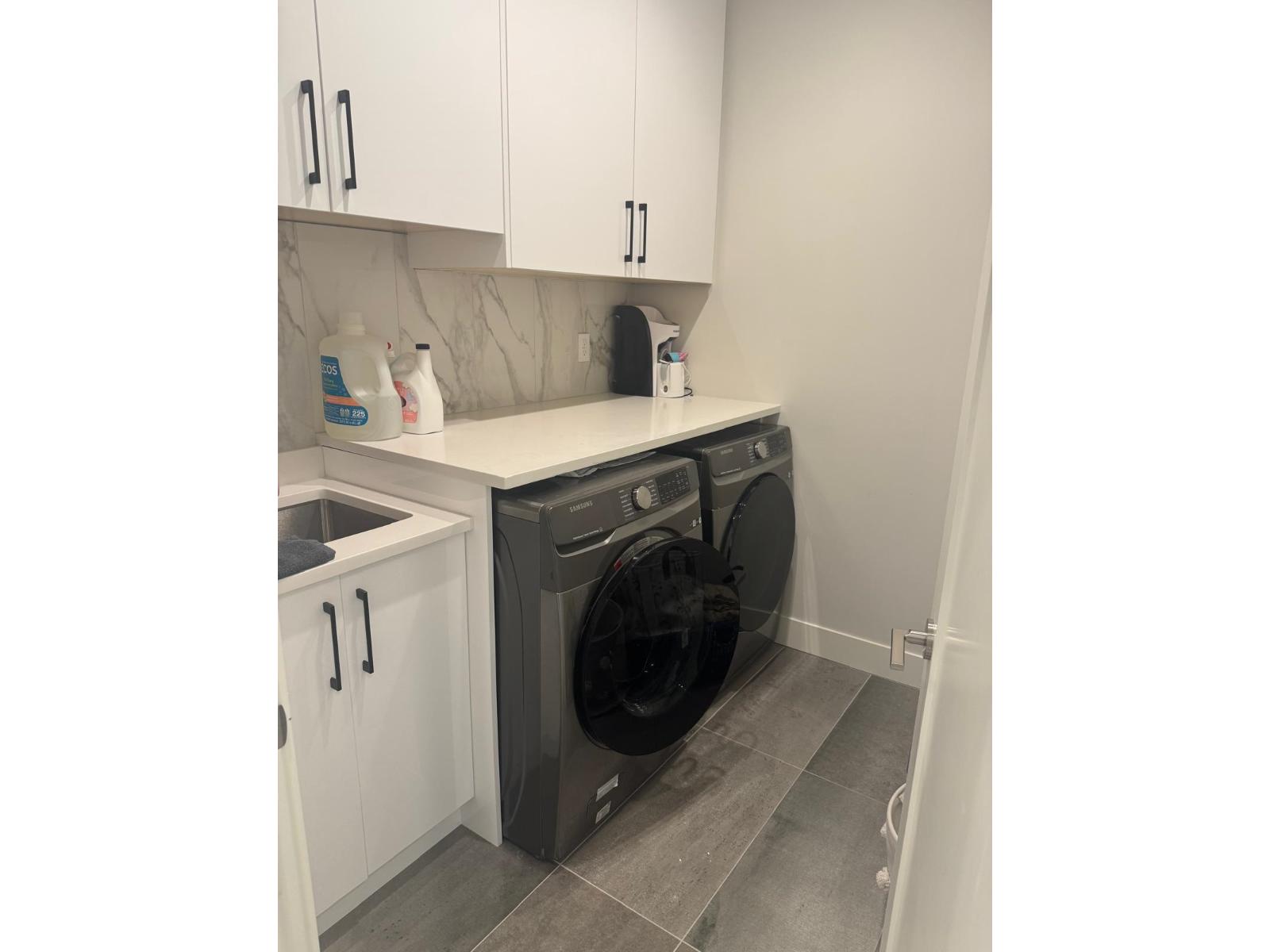 15655 77b Avenue, Surrey, British Columbia  V3S 3P9 - Photo 9 - R3099415