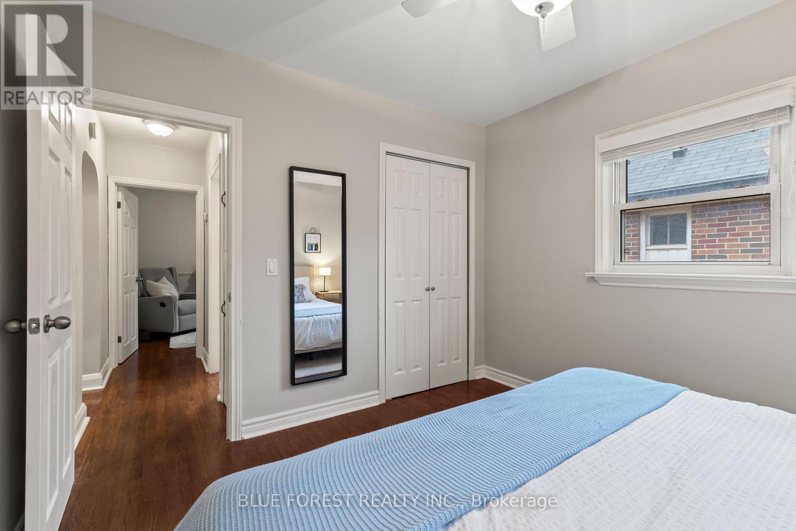 325 Emery Street E, London South, Ontario  N6C 2E4 - Photo 10 - X12878514