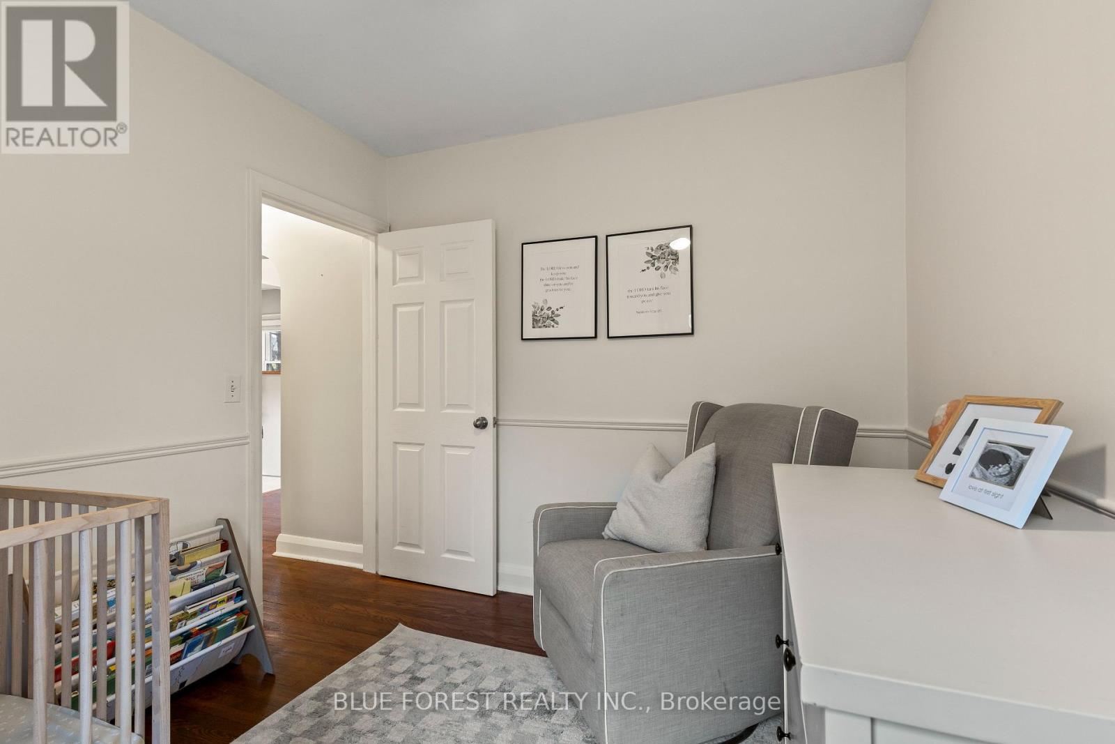 325 Emery Street E, London South, Ontario  N6C 2E4 - Photo 12 - X12878514